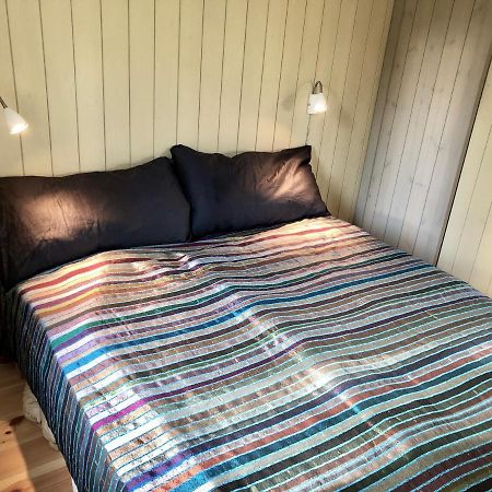 Mysig Nybyggd Stuga Naera Hav Och Natur Klovedal Luaran gambar
